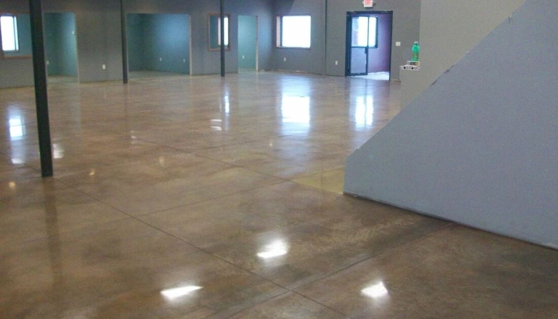 This is a picture of an epoxy garage services.